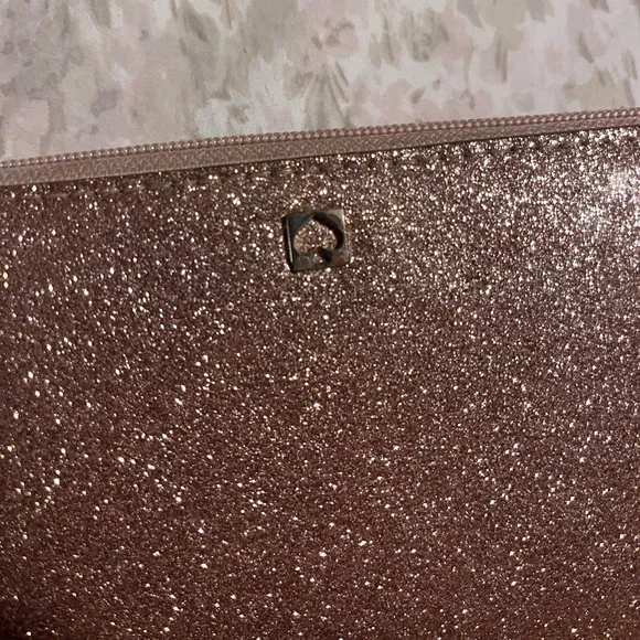 ROSE GOLD KATE SPADE ♠️ WALLET - Picture 6 of 6